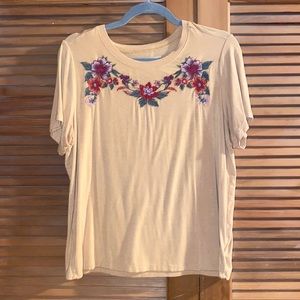 Yellow embroidered tee